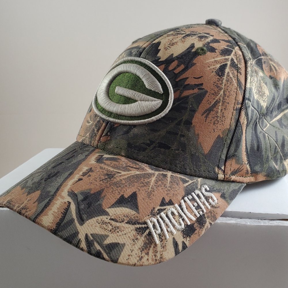 NFL Team Apparel Camouflage Hat
